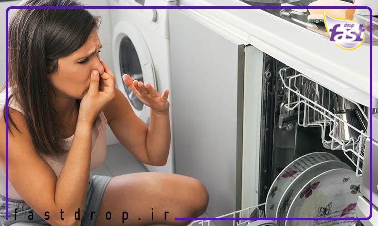 چگونه از بوی نامطبوع داخل ماشین ظرفشویی جلوگیری کنیم؟